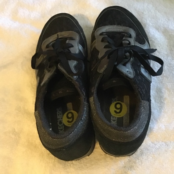 Skechers black, glittery athletic shoes size 9 - Picture 4 of 4